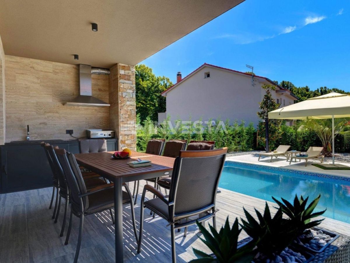 Villa moderna con piscina a Marčana – pace e comfort vicino a Pola