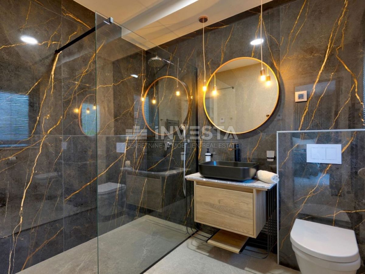 Villa moderna con piscina a Marčana – pace e comfort vicino a Pola