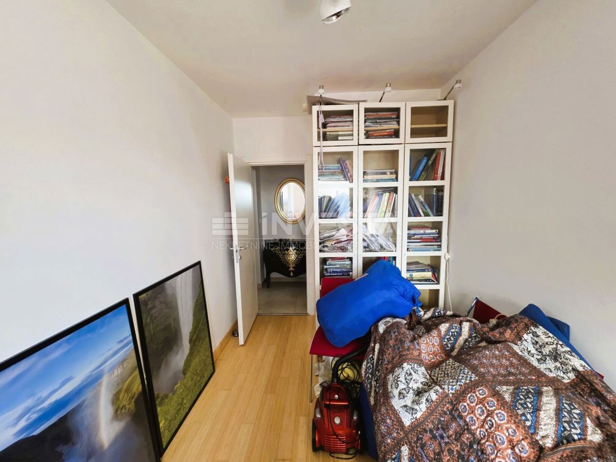 Pola – Stignano, appartamento arredato con due camere da letto, primo piano, vista mare