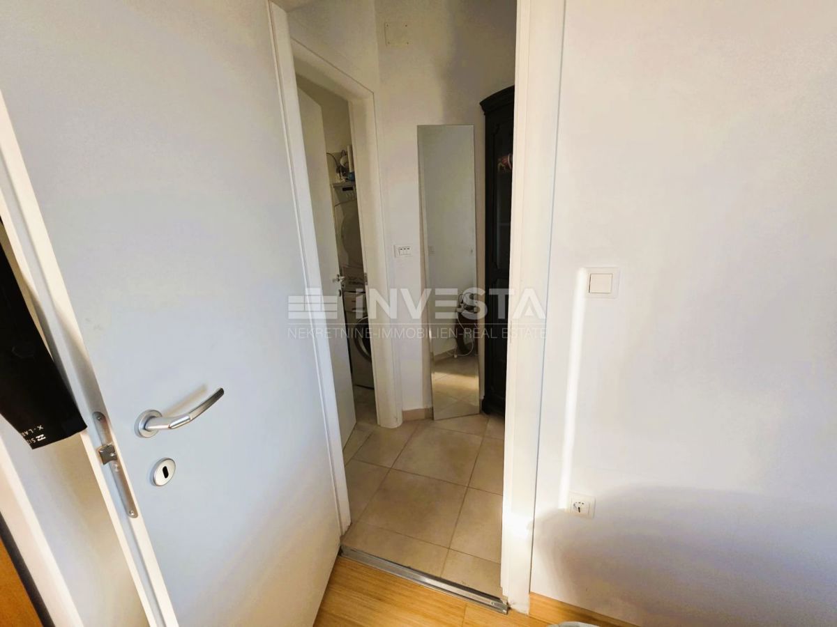 Pola – Stignano, appartamento arredato con due camere da letto, primo piano, vista mare