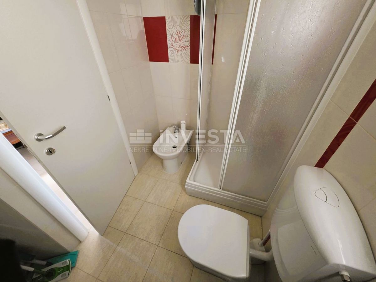 Pola – Stignano, appartamento arredato con due camere da letto, primo piano, vista mare