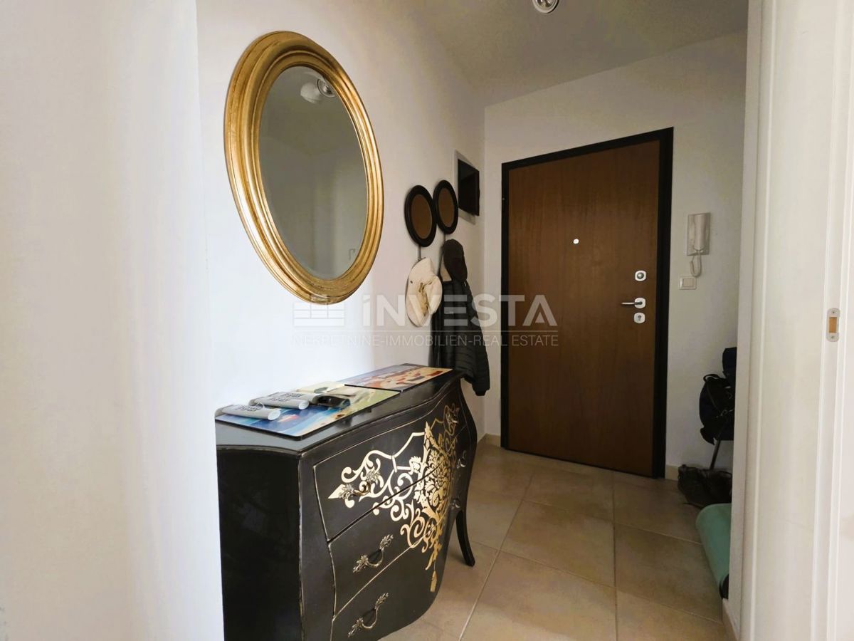 Pola – Stignano, appartamento arredato con due camere da letto, primo piano, vista mare