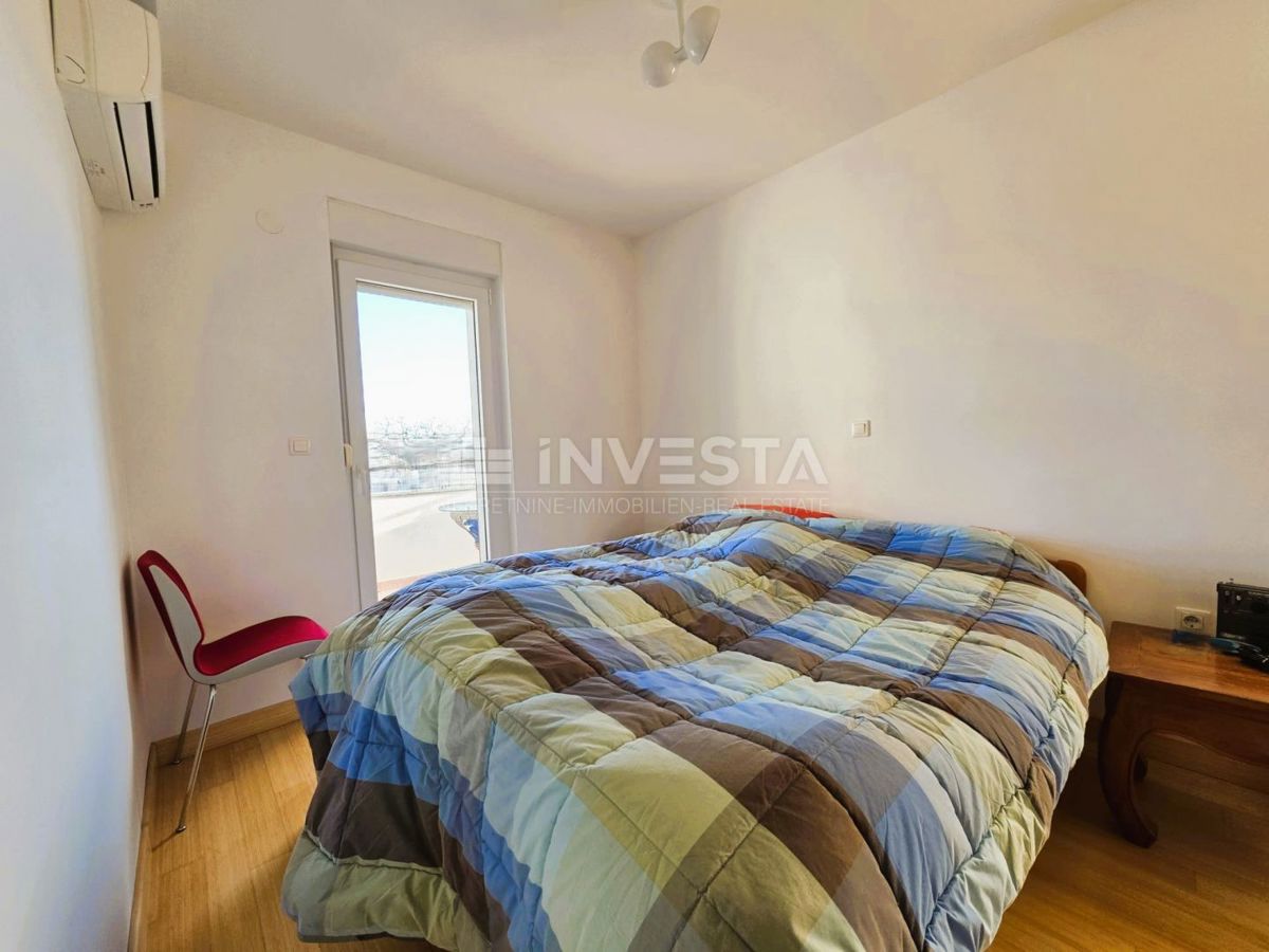 Pola – Stignano, appartamento arredato con due camere da letto, primo piano, vista mare