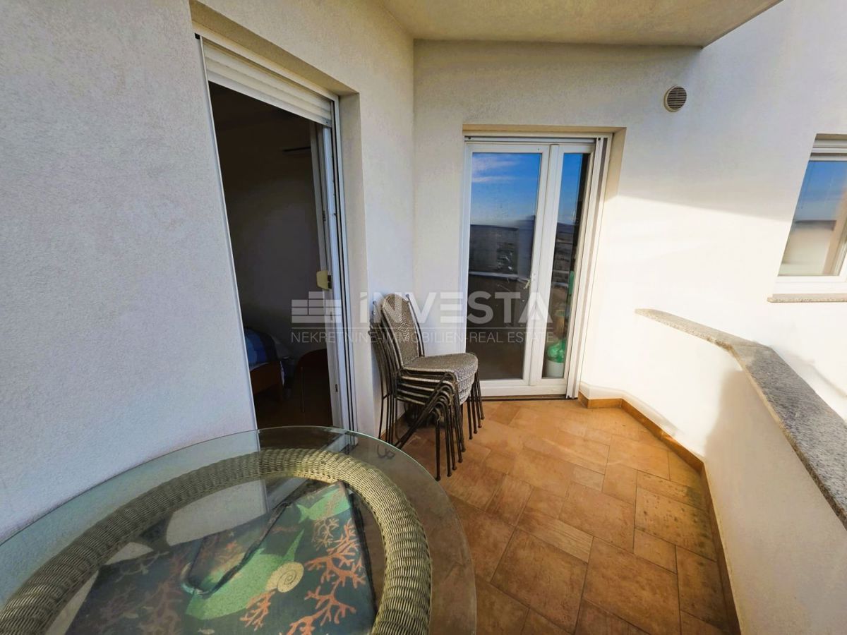 Pola – Stignano, appartamento arredato con due camere da letto, primo piano, vista mare