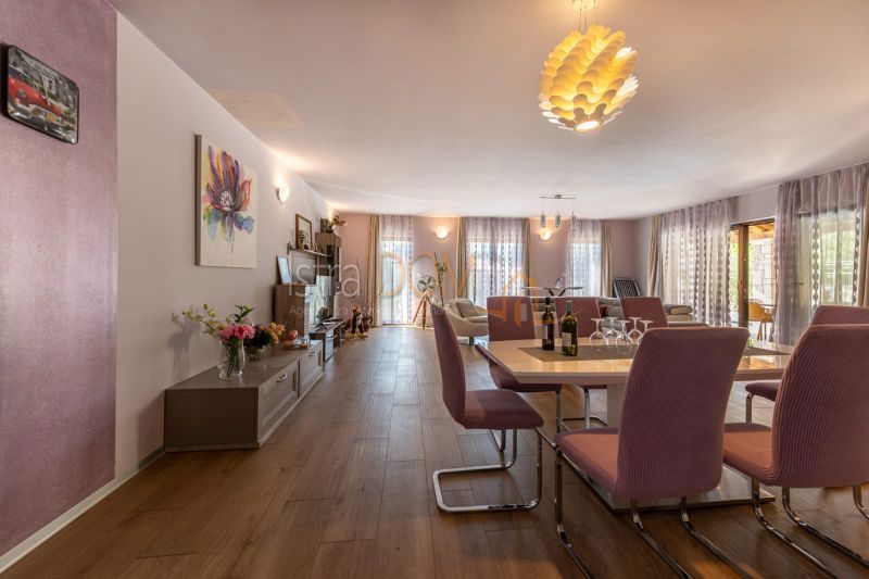 Appartamento Banjole, Medulin, 240m2