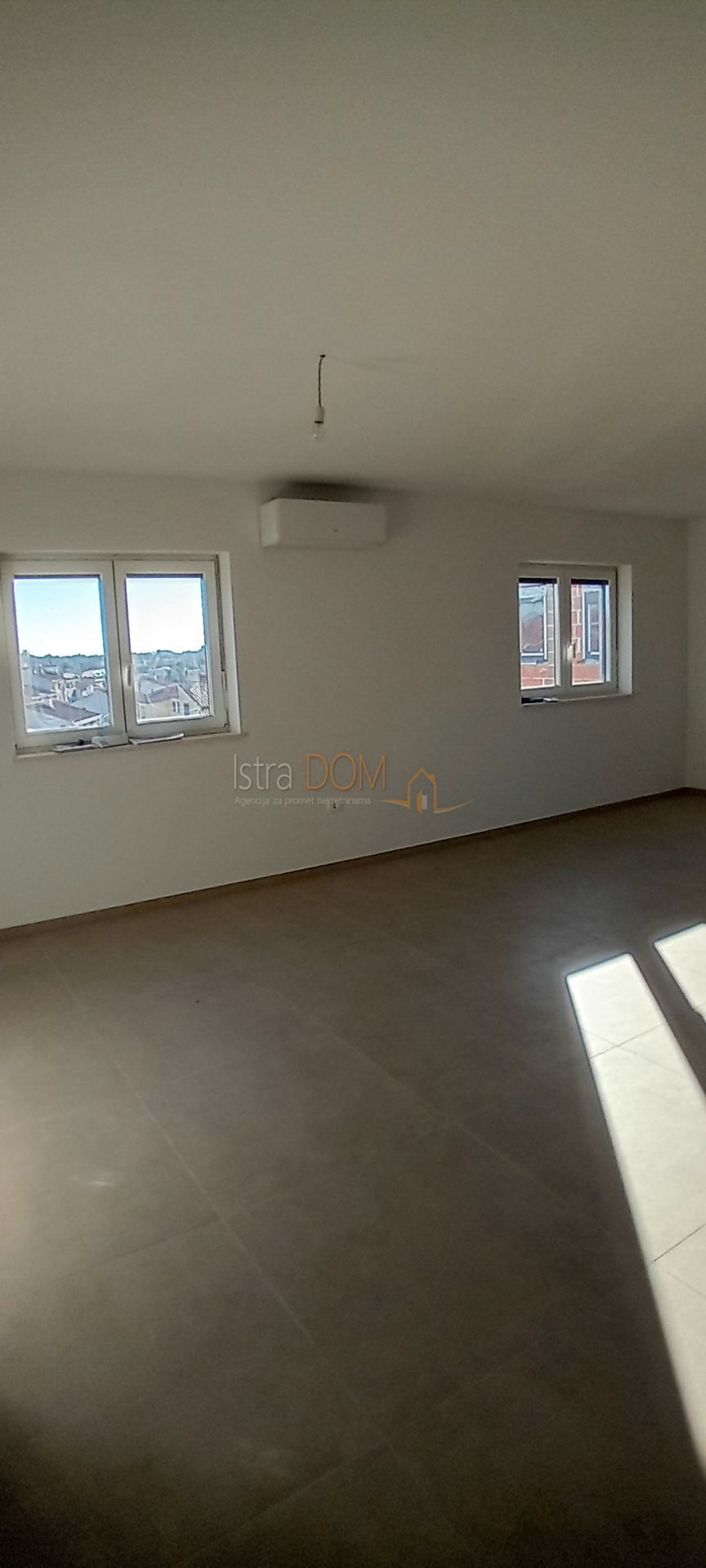 Appartamento Šijana, Pula, 111m2