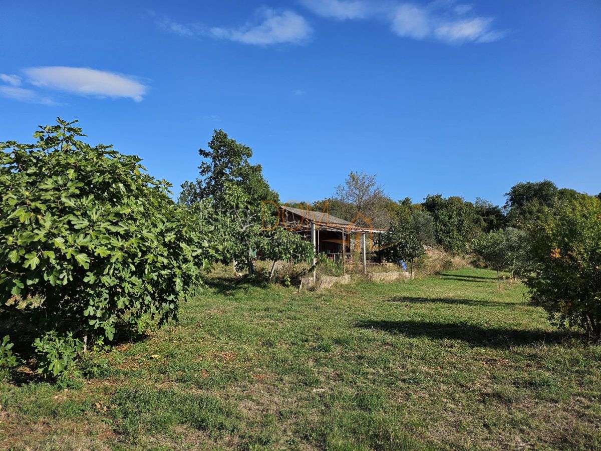 Terreno Mali Vareški, Marčana, 1.810m2
