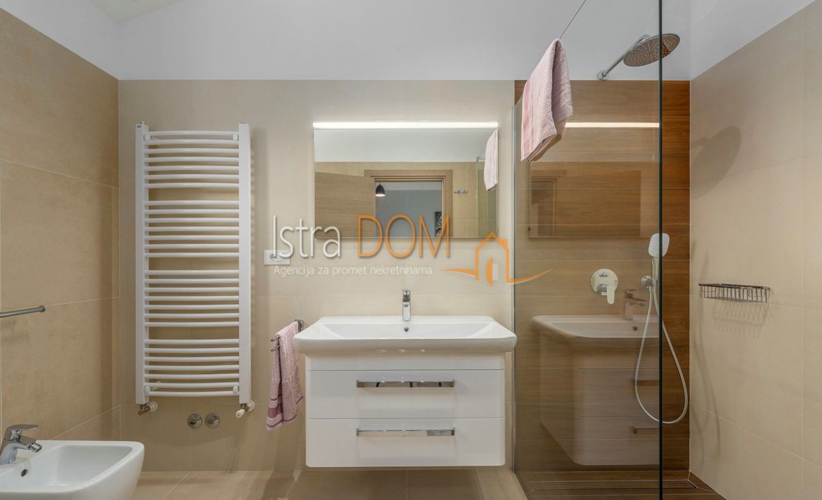 Casa Marčana, 180m2