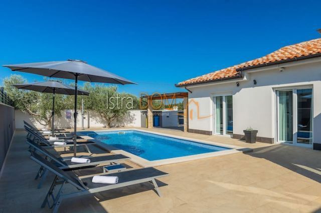 Casa Ližnjan, 250m2