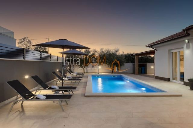 Casa Ližnjan, 250m2