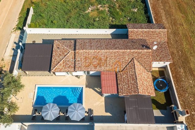 Casa Ližnjan, 250m2