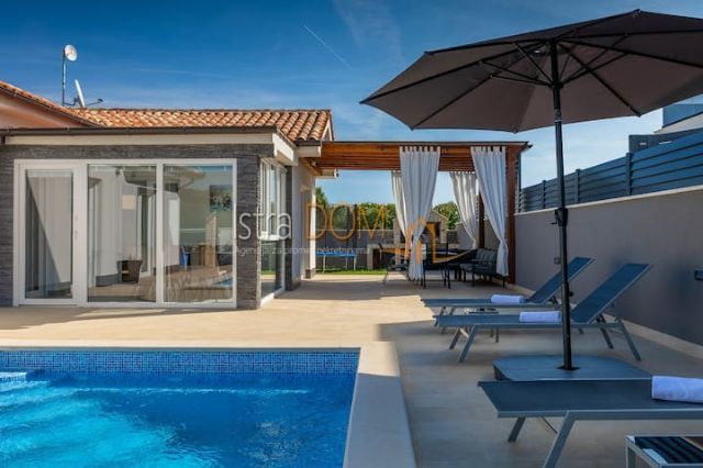 Casa Ližnjan, 250m2