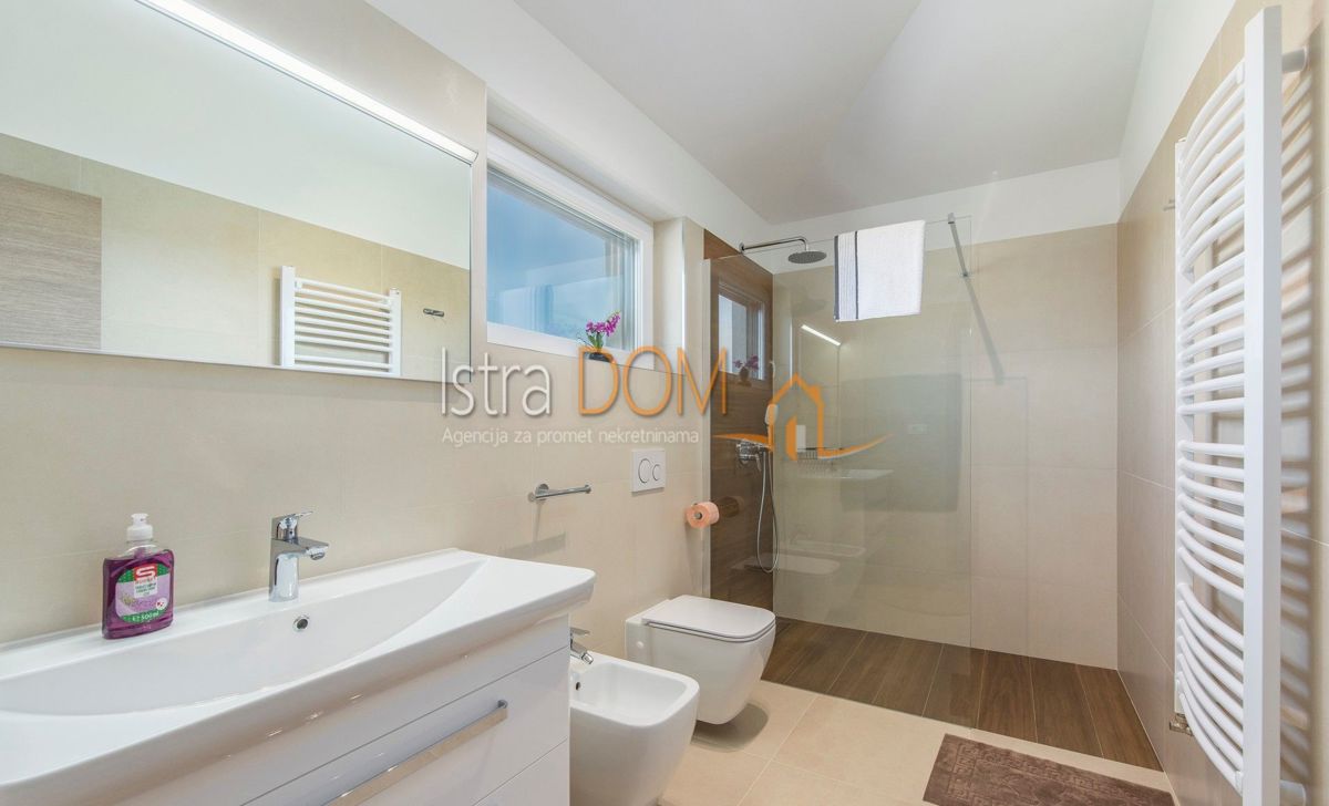 Casa Marčana, 180m2