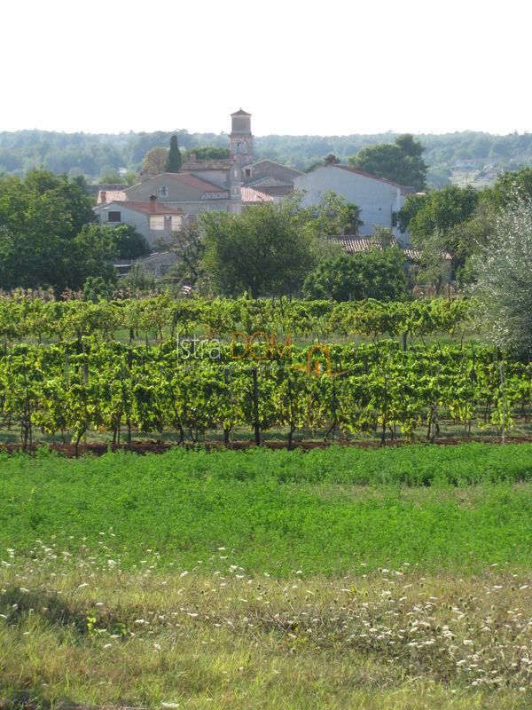 Terreno Barban, 1.329m2