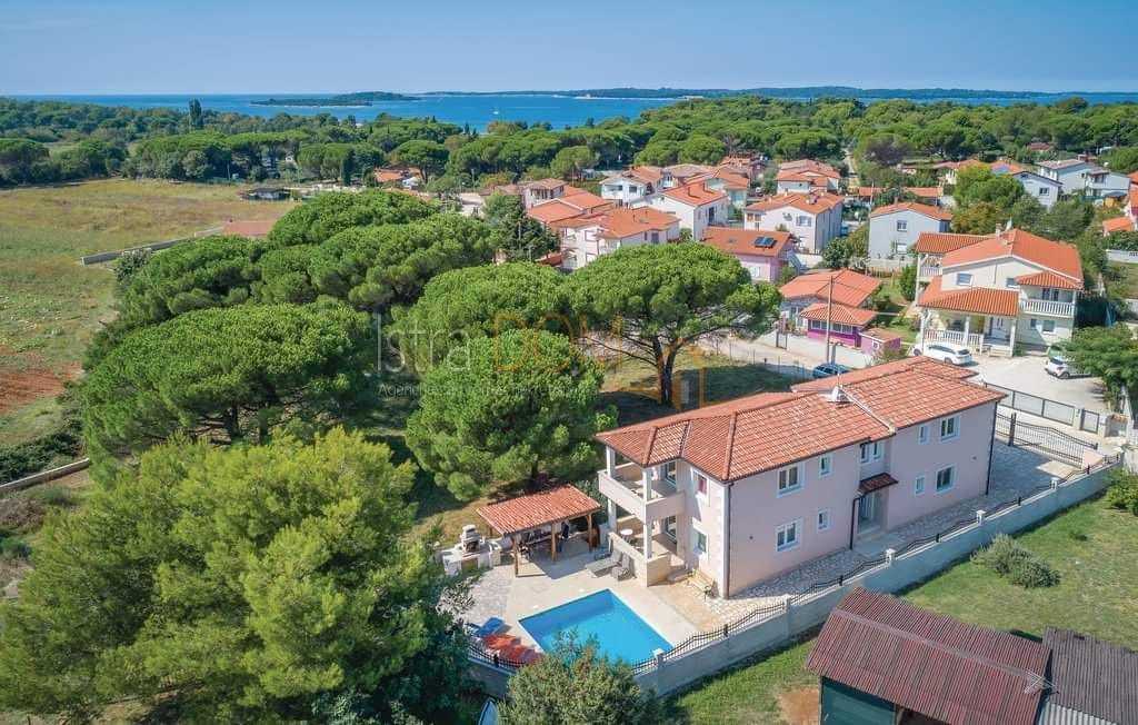 Casa Valbandon, Fažana, 250m2