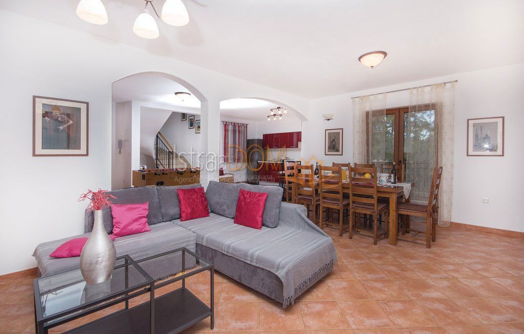 Casa Divšići, Marčana, 170m2