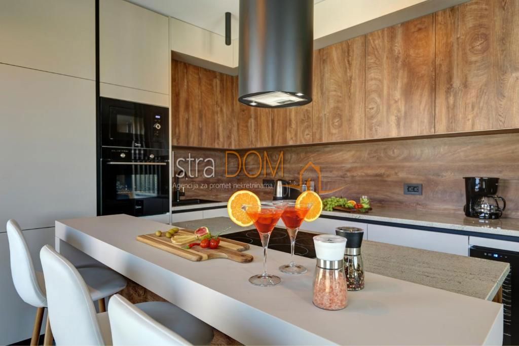 Casa Marčana, 235m2