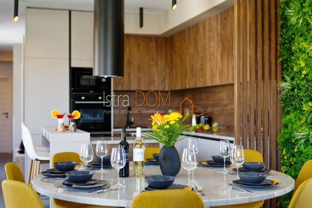 Casa Marčana, 235m2