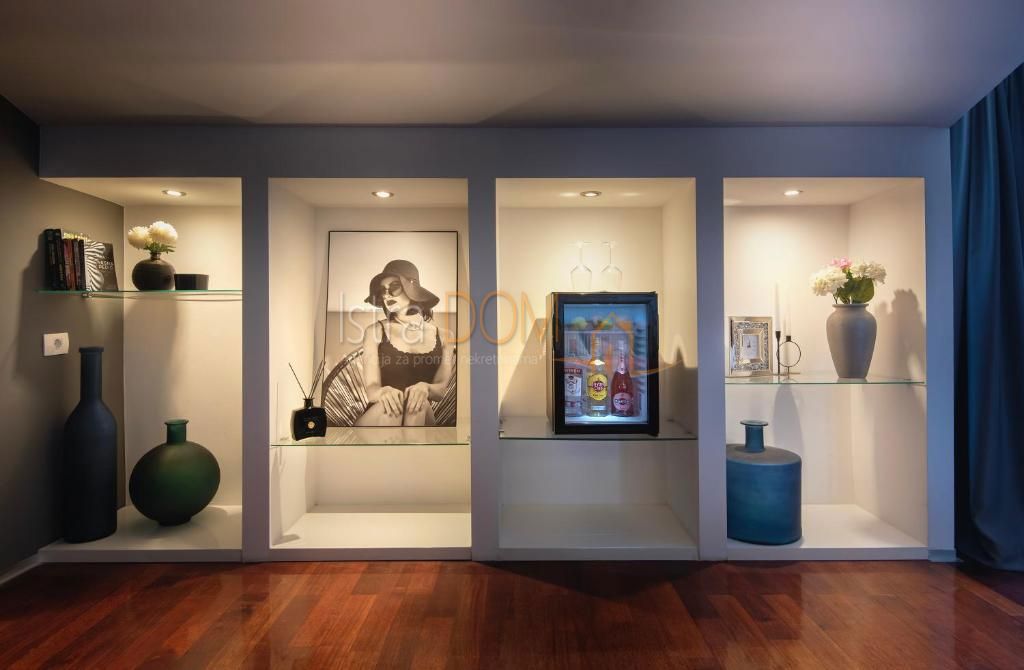 * BOUTIQUE DI LUSSO HOTEL CHEVALIER – MEDULINO *