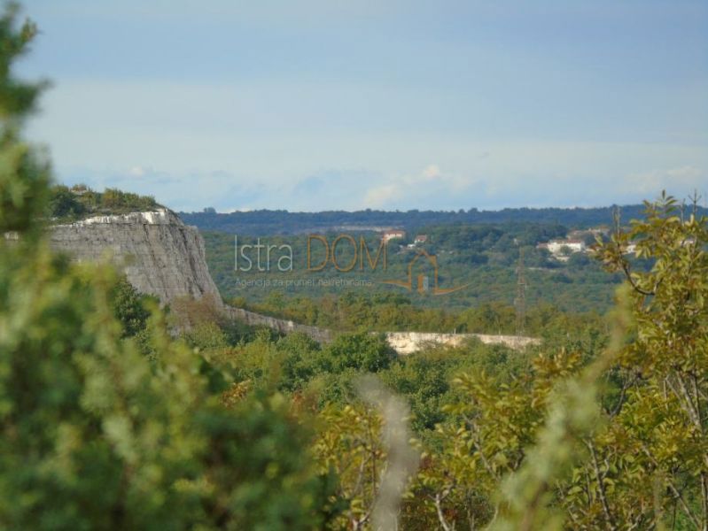 Terreno Sošići, Kanfanar, 84.121m2