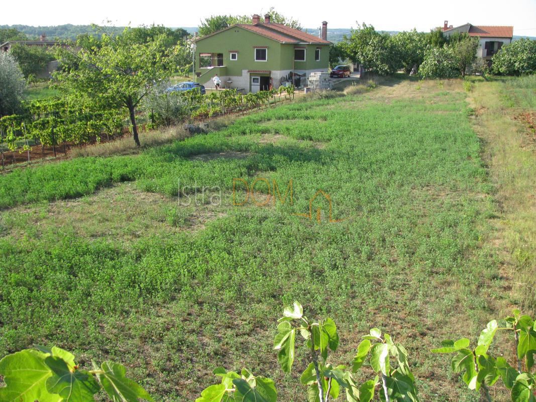 Terreno Barban, 1.329m2