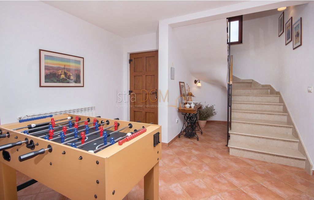 Casa Divšići, Marčana, 170m2