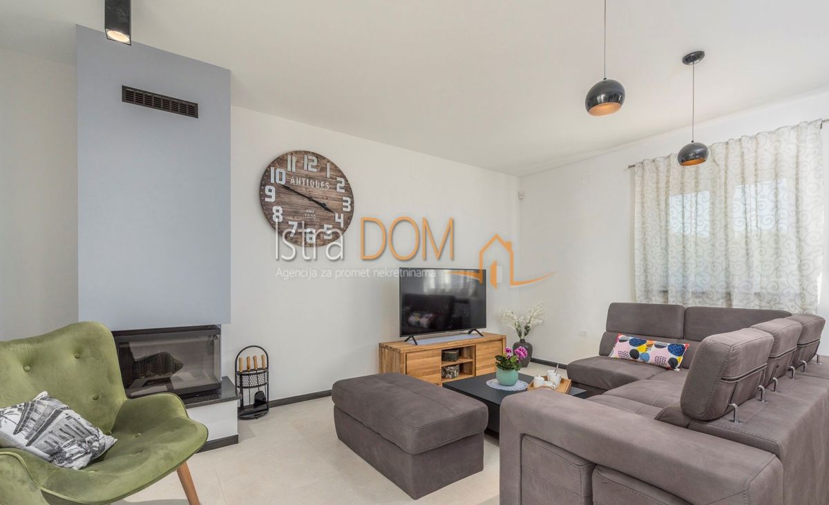 Casa Marčana, 180m2