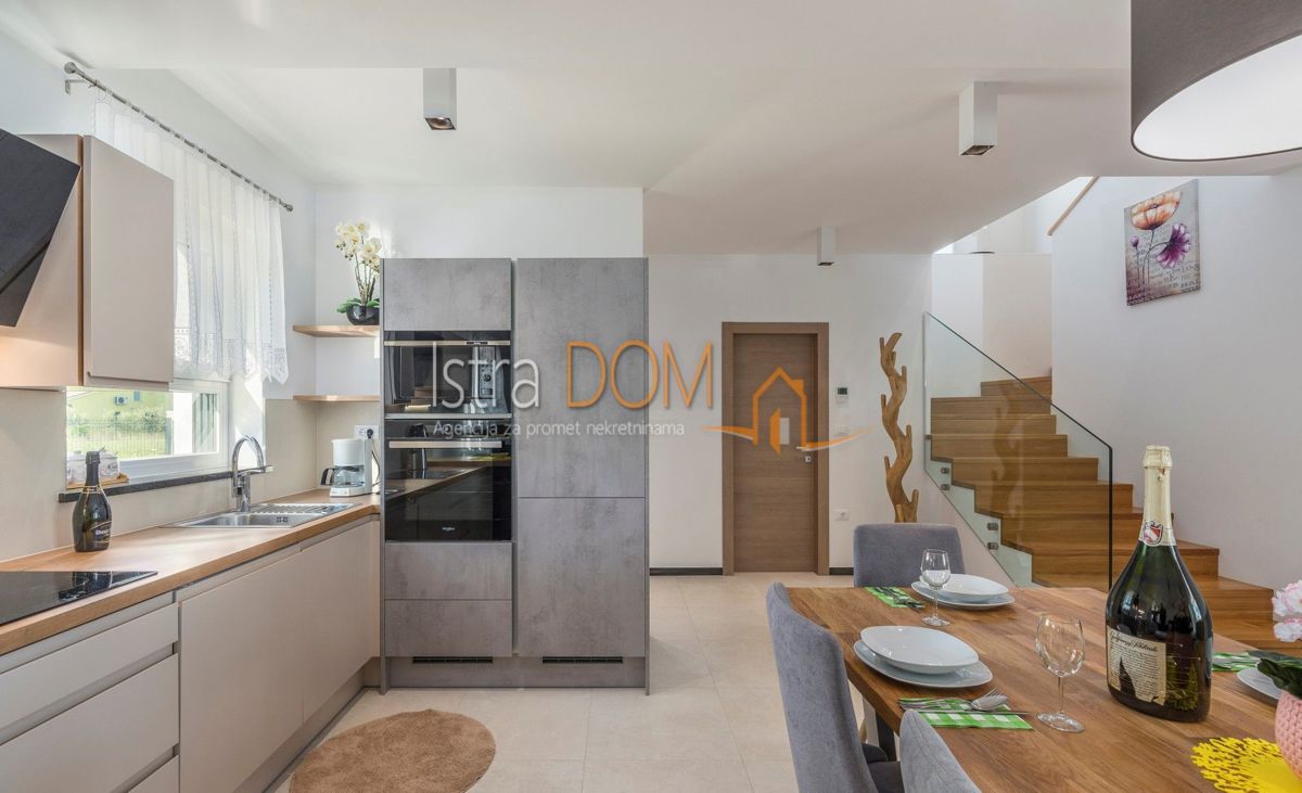 Casa Marčana, 180m2