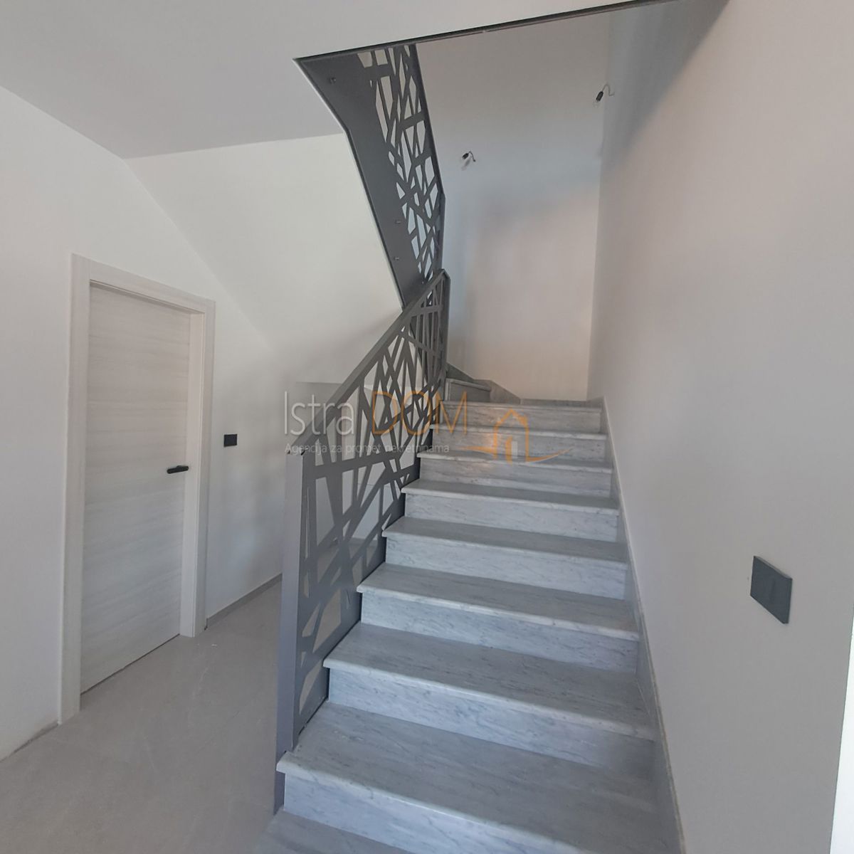 Casa Šišan, Ližnjan, 360m2