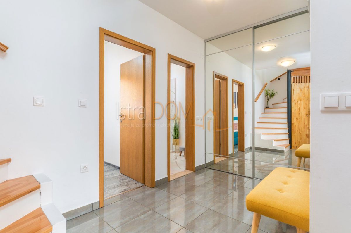 Appartamento Valbandon, Fažana, 77m2