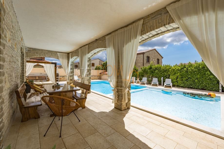 Casa Čabrunići, Svetvinčenat, 199m2