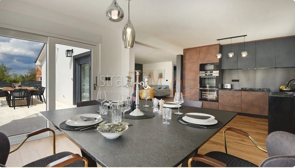 Casa Krnica, Marčana, 135m2