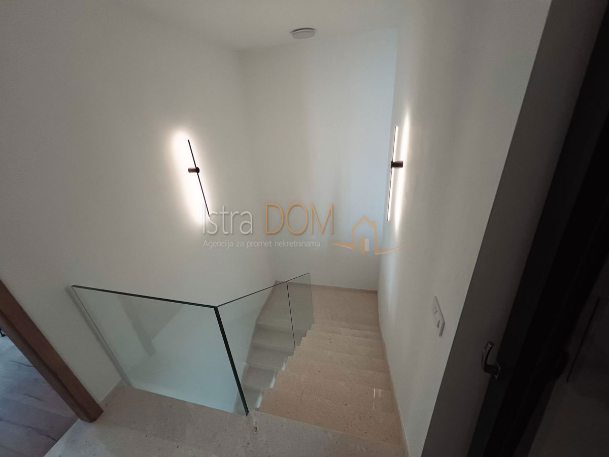 Casa Pomer, Medulin, 188m2