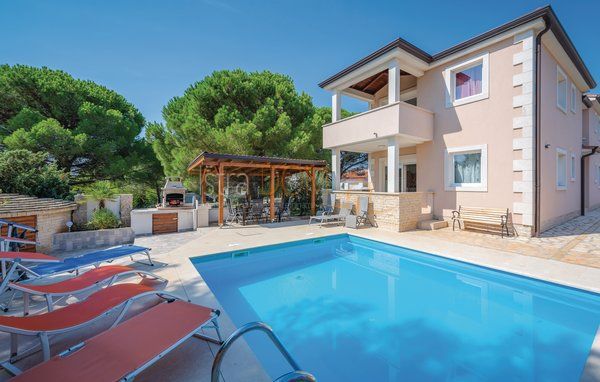 Casa Valbandon, Fažana, 250m2