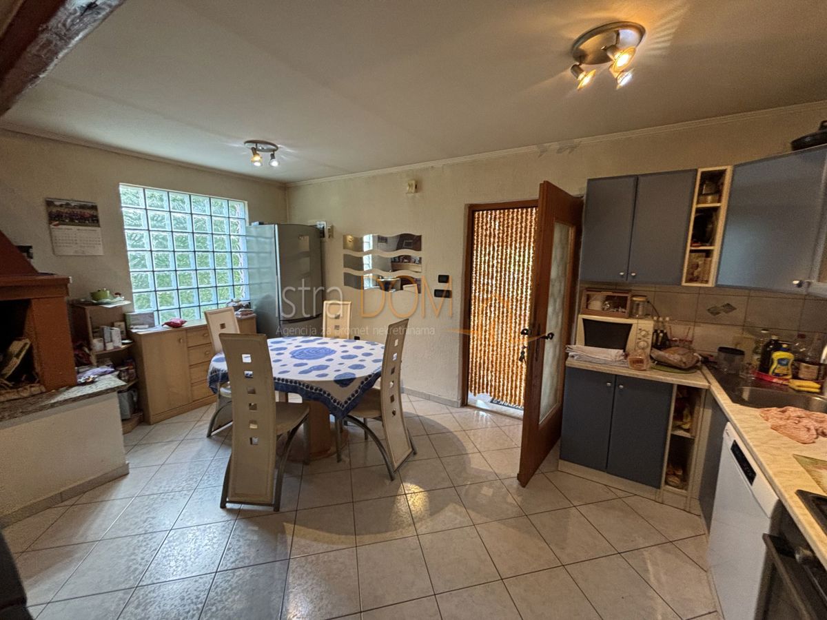 Casa Marčana, 140m2