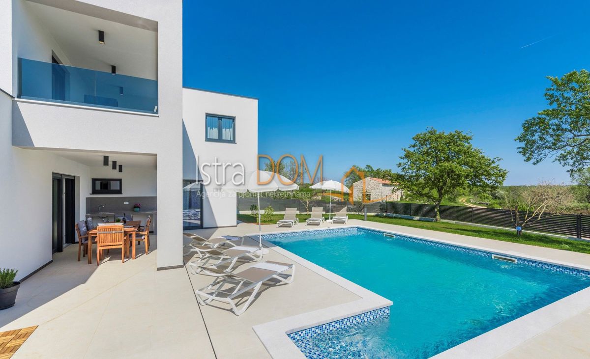 Casa Marčana, 180m2