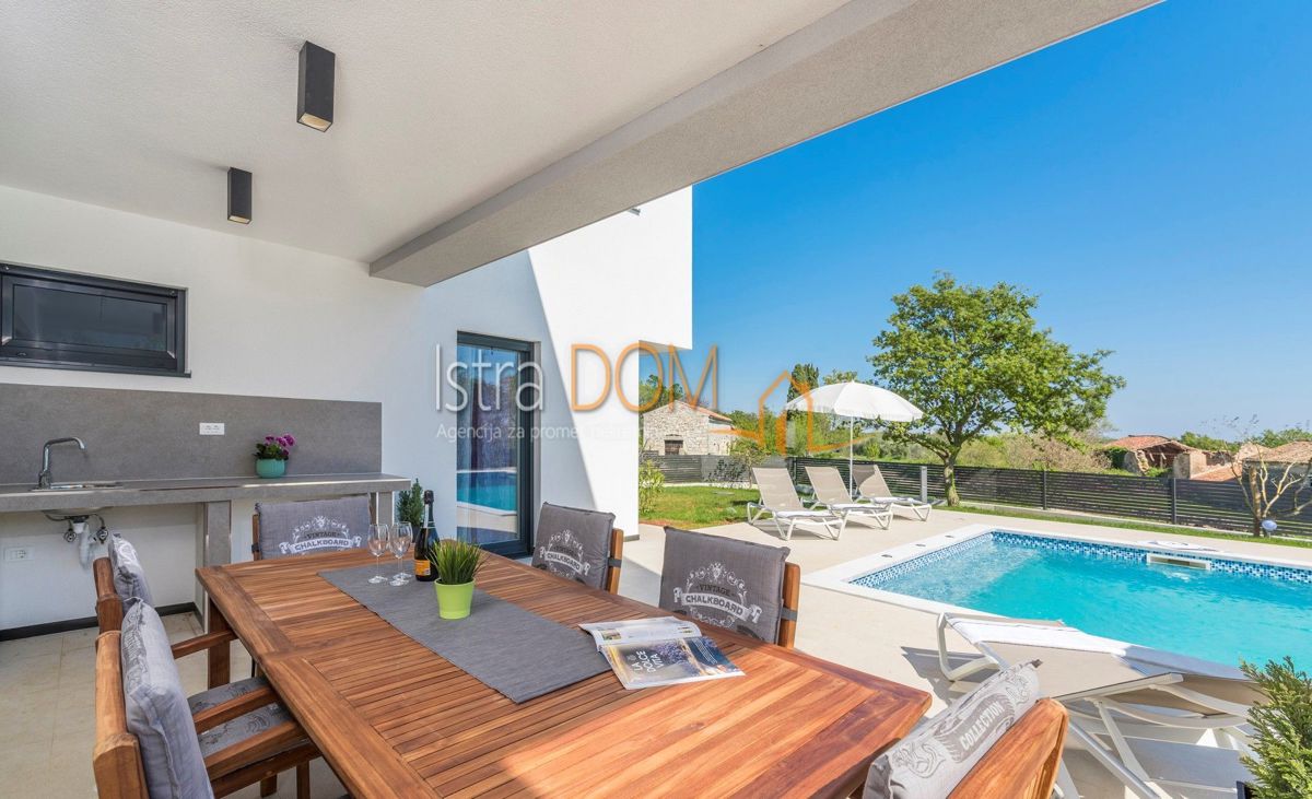 Casa Marčana, 180m2