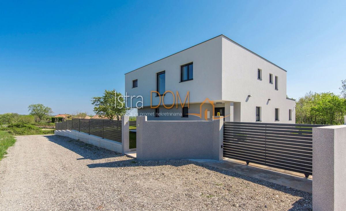 Casa Marčana, 180m2