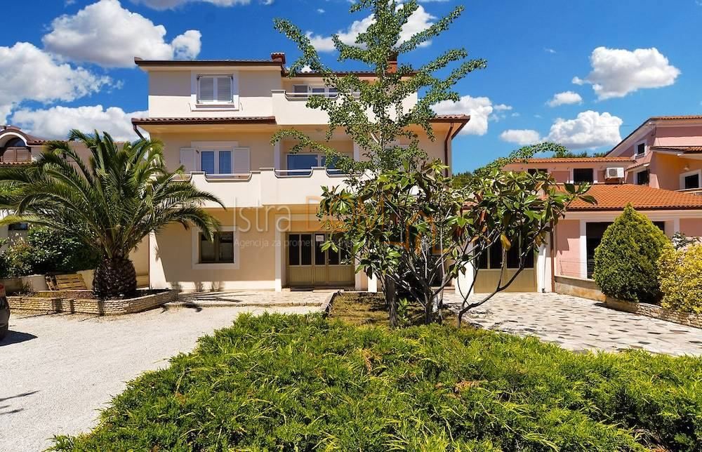 Casa Štinjan, Pula, 420m2