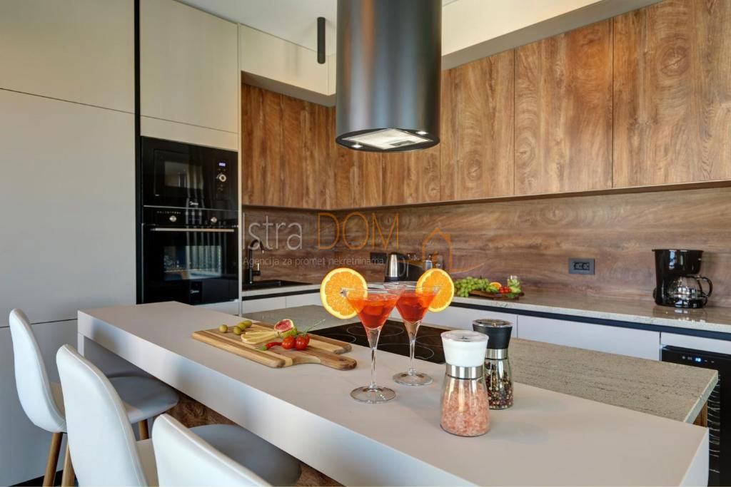 Casa Marčana, 235m2