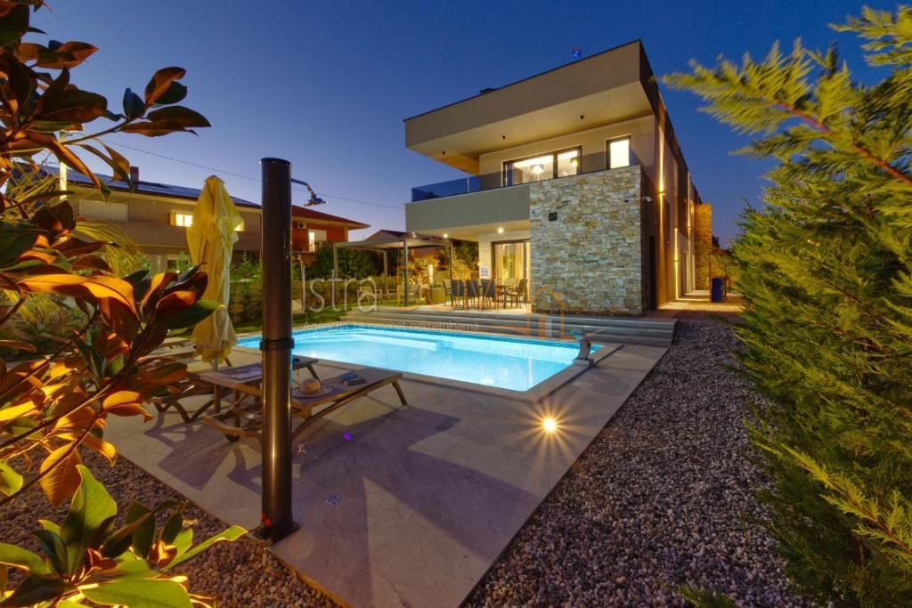 Casa Marčana, 235m2