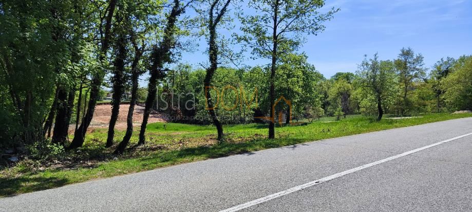 Terreno Rojnići, Barban, 910m2