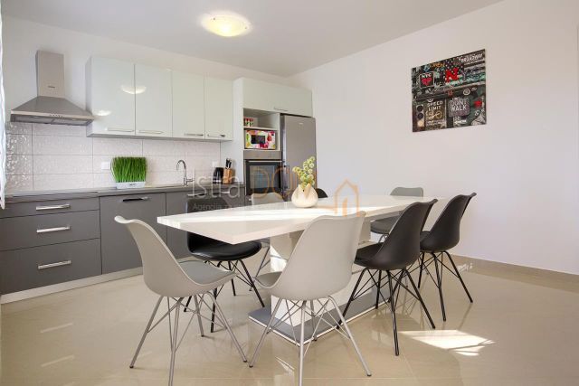 Casa Ližnjan, 400m2