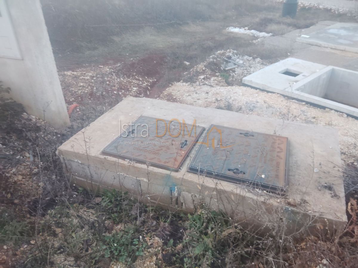 Terreno Šumber, Sveta Nedelja, 900m2