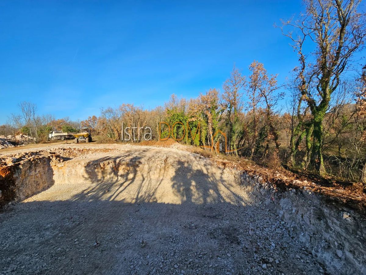 Terreno Štokovci, Svetvinčenat, 2.503m2