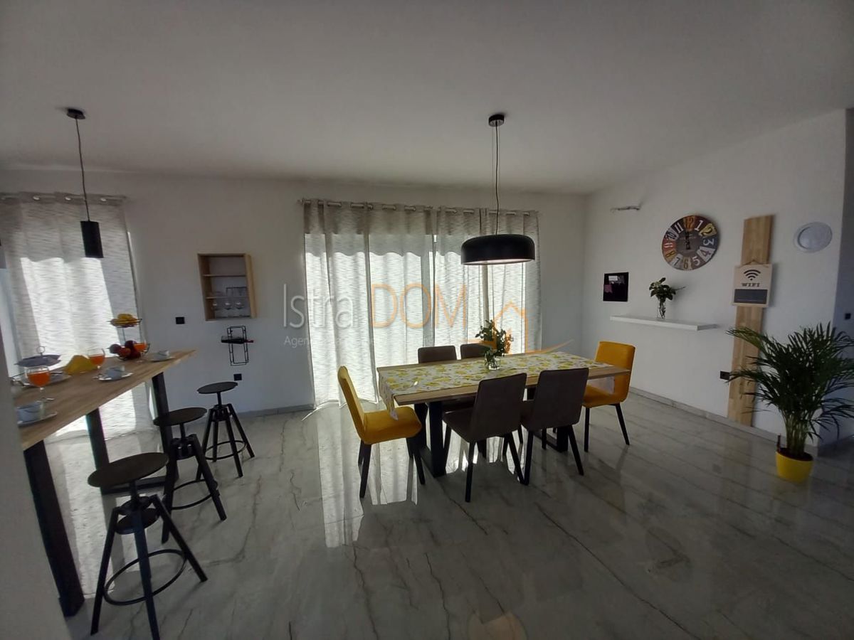 Casa Peruški, Marčana, 165m2