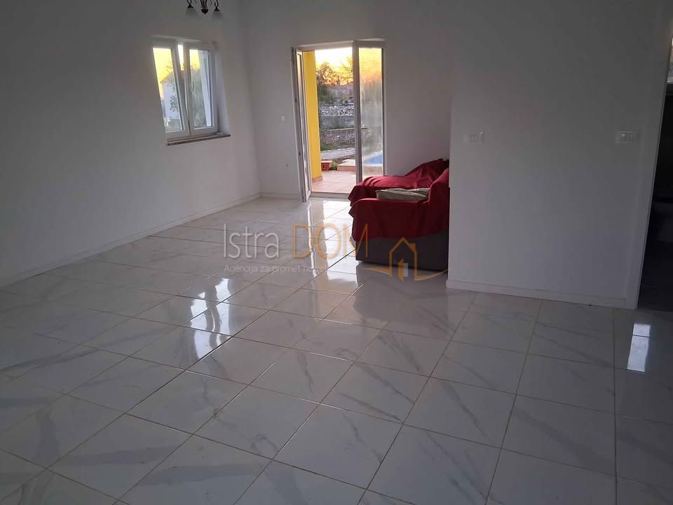 Casa Čabrunići, Svetvinčenat, 70m2