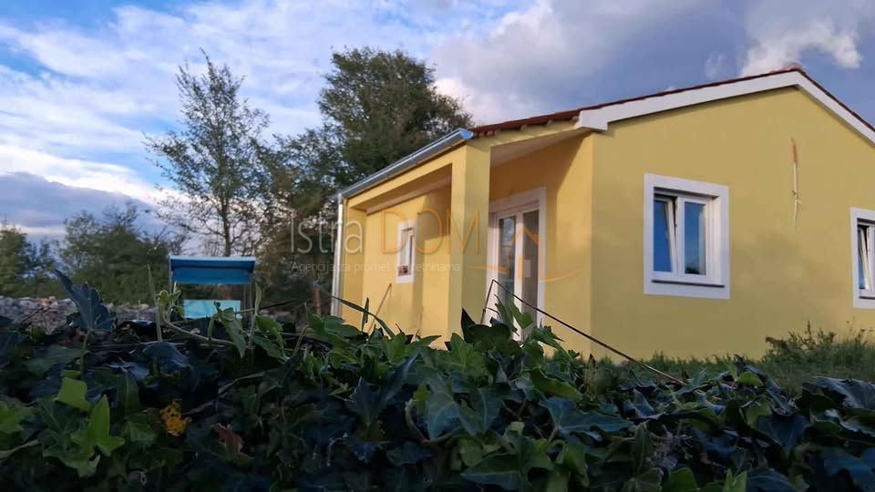 Casa Čabrunići, Svetvinčenat, 70m2