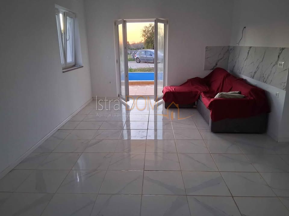 Casa Čabrunići, Svetvinčenat, 70m2