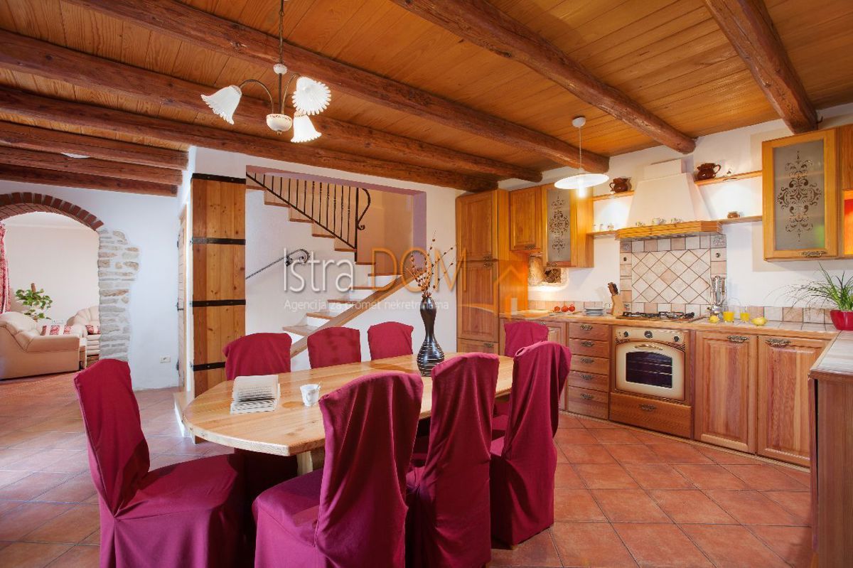 Casa Marčana, 180m2